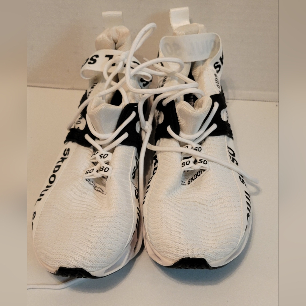 Just SoSo women size 9 fit